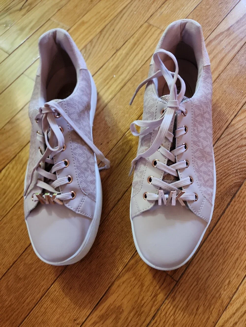 Michael Kors Poppy Monogramed Women's Light Pink Lace-Up Sneakers
